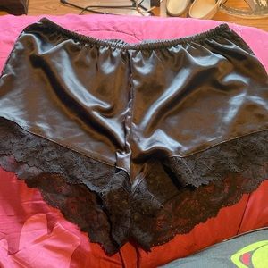 Women’s shorts